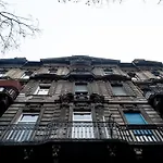 Welcoming Modern Apartment In The Center