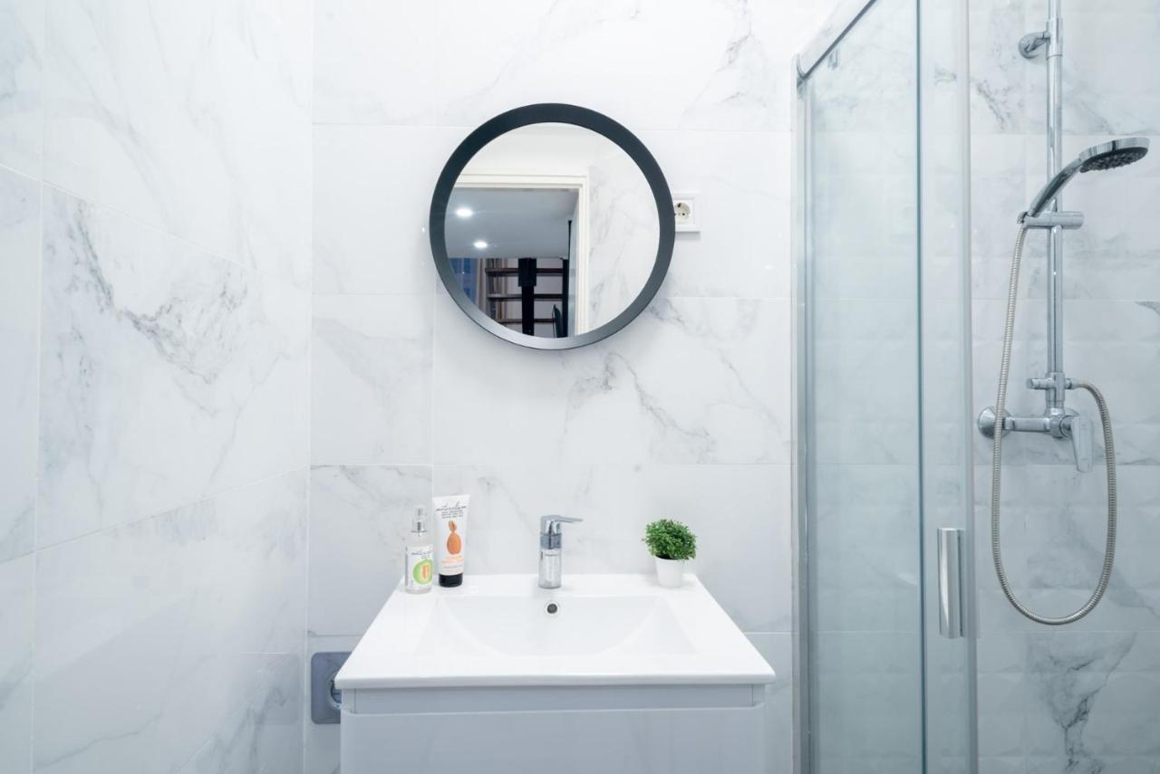 Apartament Welcoming Modern In The Center *